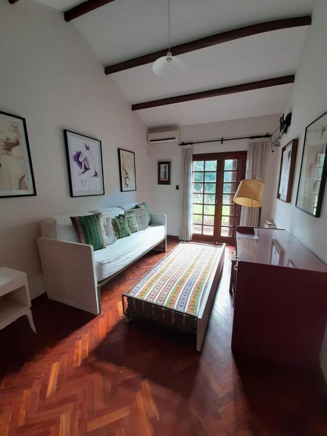 Dos Balcones Bed & Breakfast *